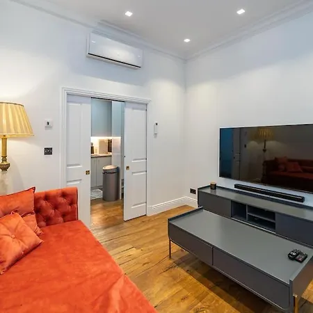 Quality 1 Bd Old Town By Domvia