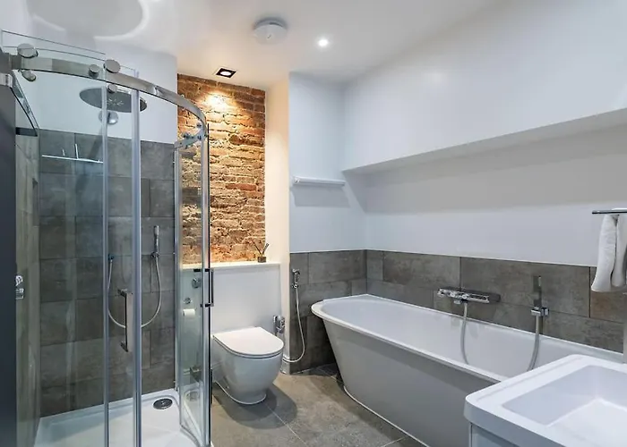 Quality 1 Bd Old Town By Domvia